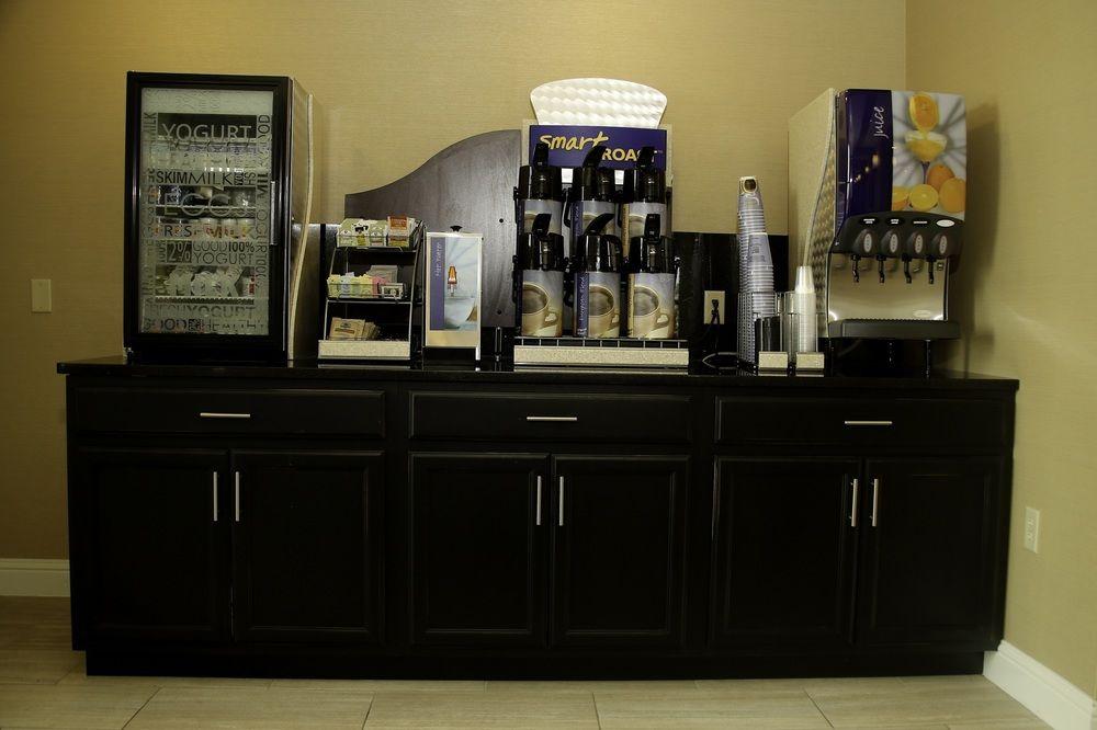 Holiday Inn Express & Suites Marion Northeast By Ihg Exteriér fotografie