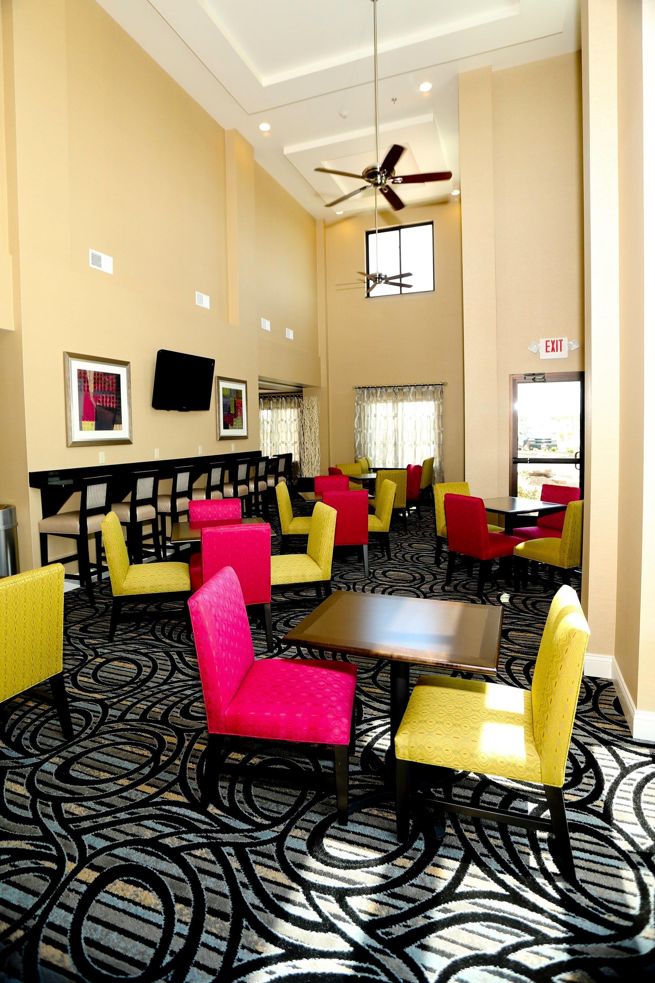 Holiday Inn Express & Suites Marion Northeast By Ihg Exteriér fotografie